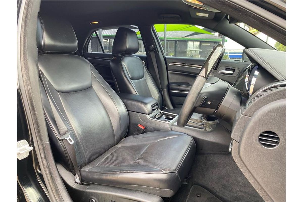 2013 Chrysler 300 C LX