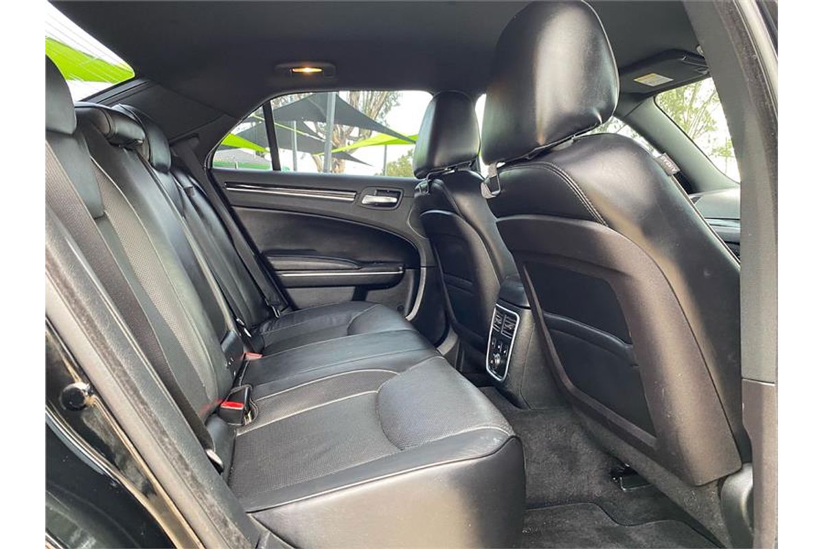 2013 Chrysler 300 C LX