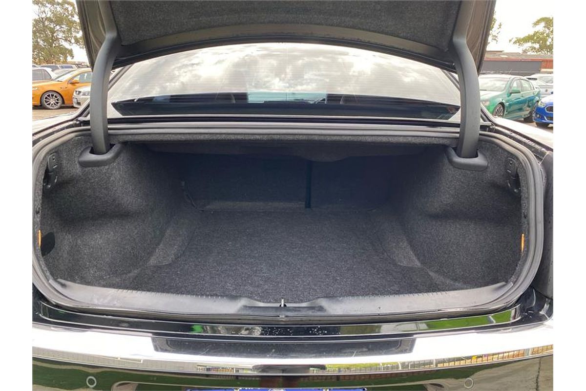 2013 Chrysler 300 C LX