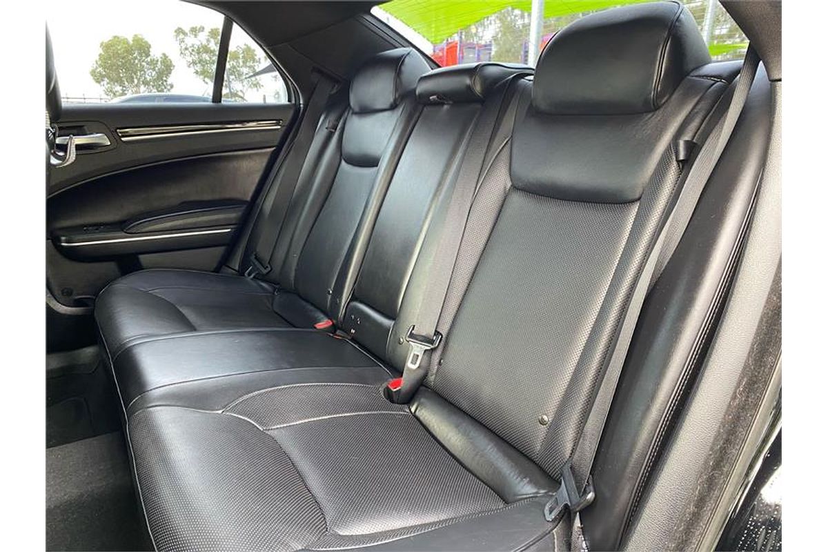 2013 Chrysler 300 C LX