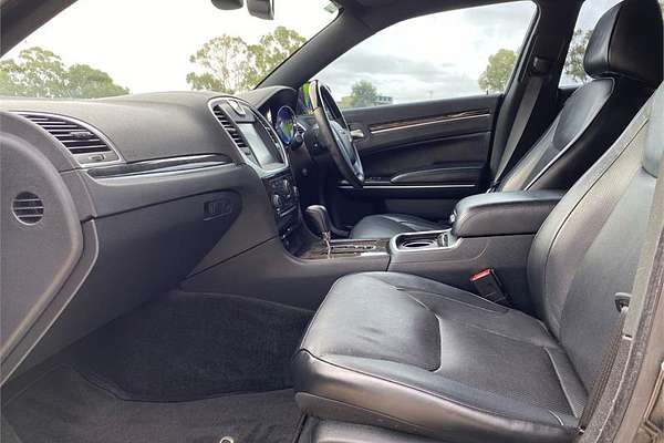 2013 Chrysler 300 C LX