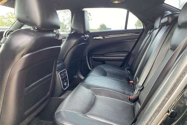 2013 Chrysler 300 C LX