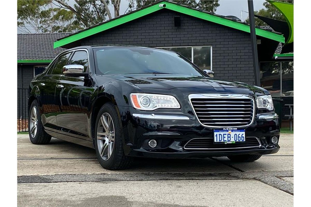 2013 Chrysler 300 C LX