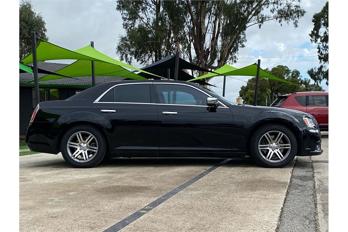 2013 Chrysler 300 C LX