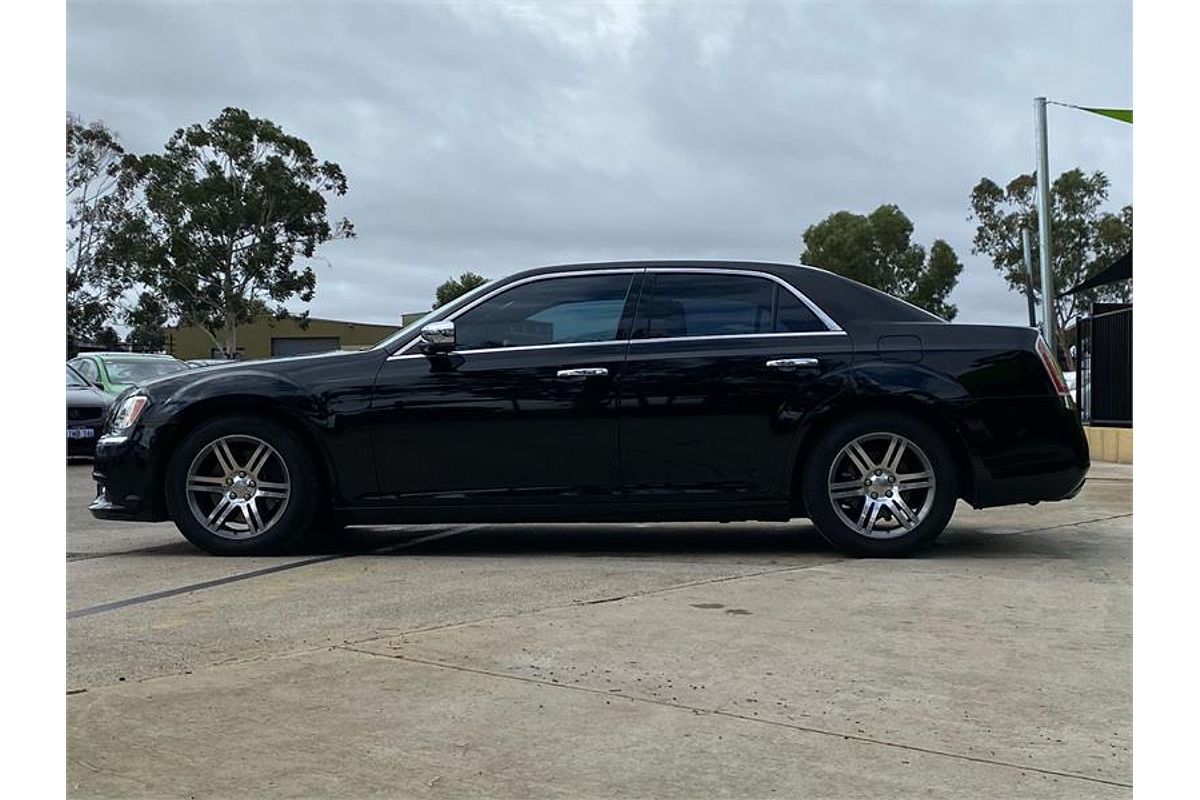 2013 Chrysler 300 C LX