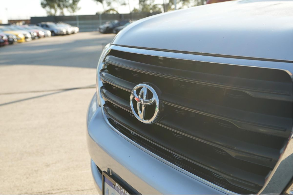 2008 Toyota Landcruiser GXL VDJ200R