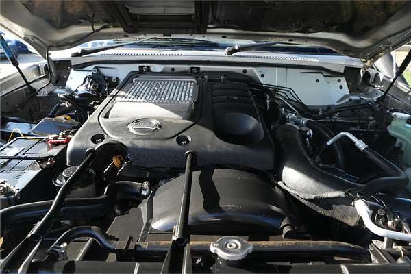 2011 Nissan Patrol ST GU VII