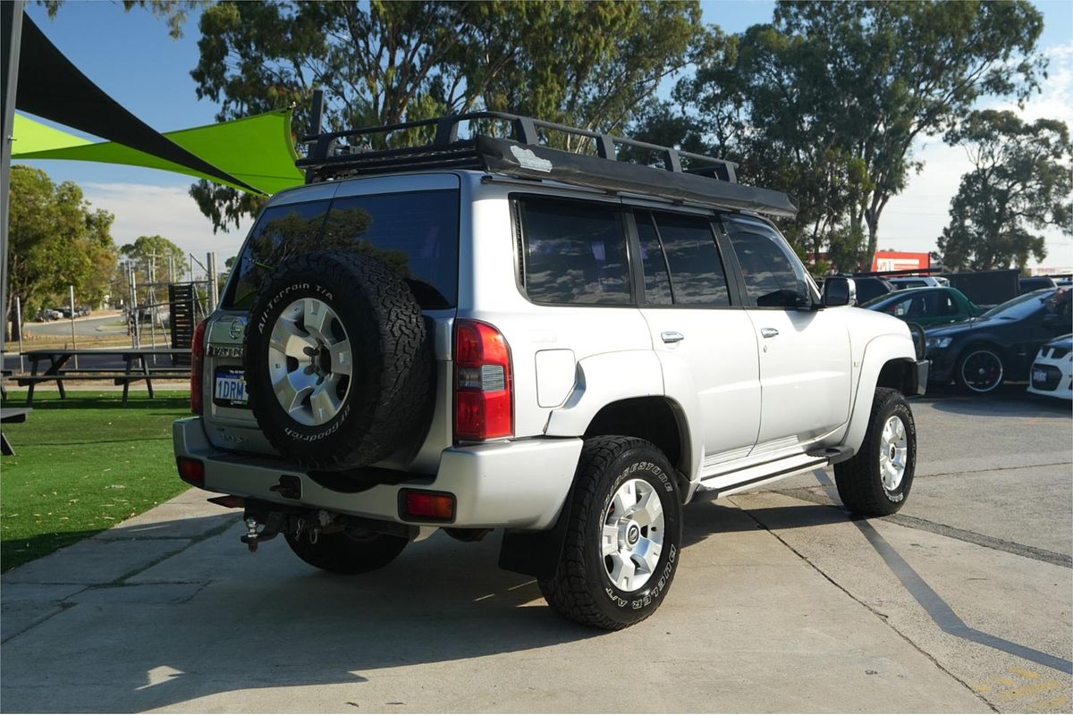 2011 Nissan Patrol ST GU VII