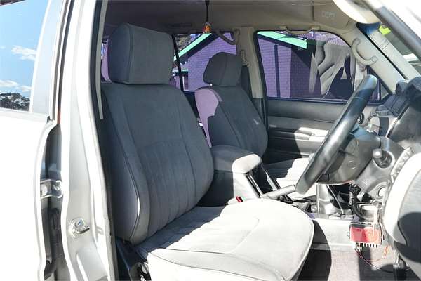 2011 Nissan Patrol ST GU VII