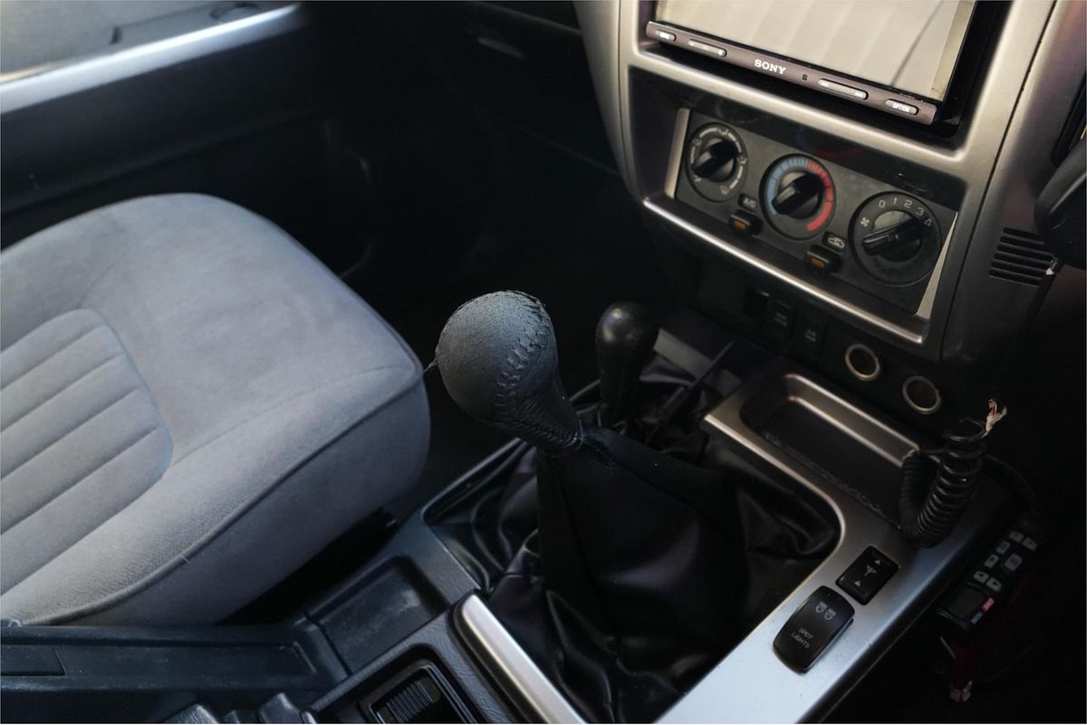 2011 Nissan Patrol ST GU VII