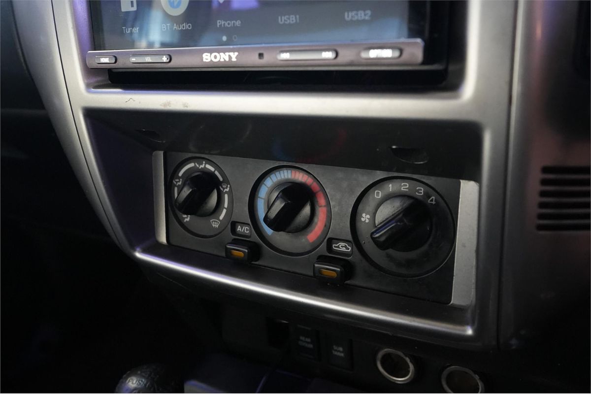 2011 Nissan Patrol ST GU VII