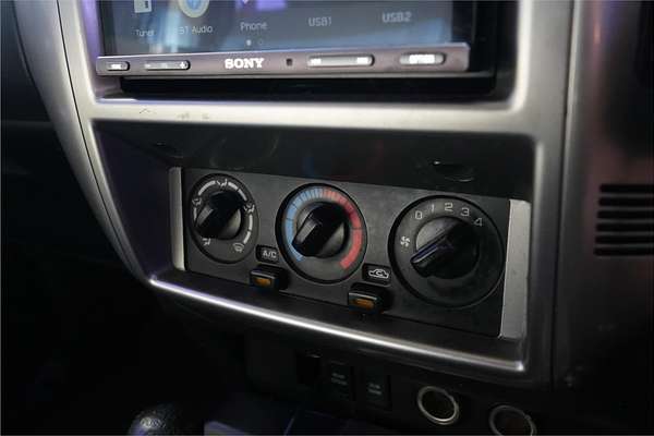 2011 Nissan Patrol ST GU VII