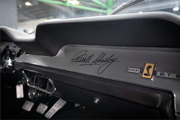 1967 Ford MUSTANG