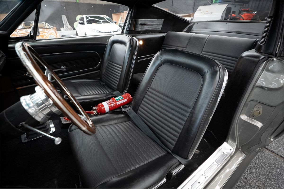 1967 Ford MUSTANG