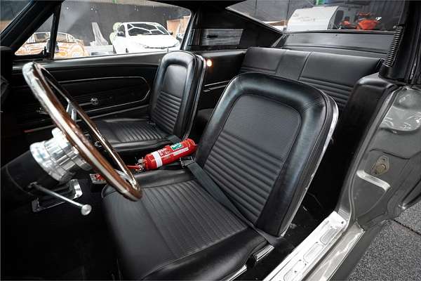 1967 Ford MUSTANG