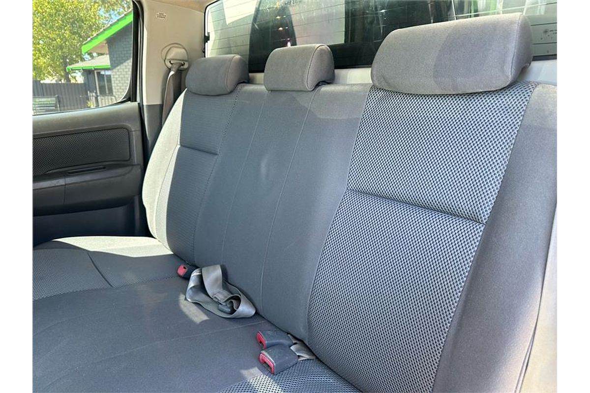 2012 Toyota Hilux SR KUN26R 4X4