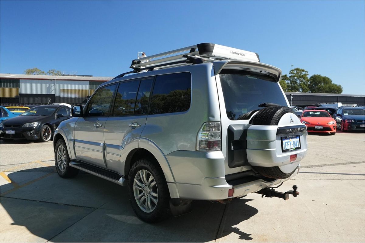 2013 Mitsubishi Pajero Exceed NW