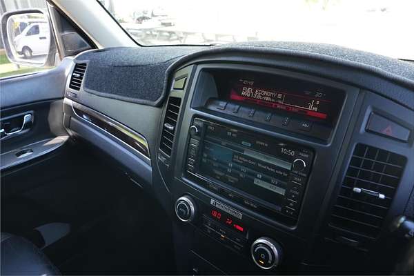 2013 Mitsubishi Pajero Exceed NW