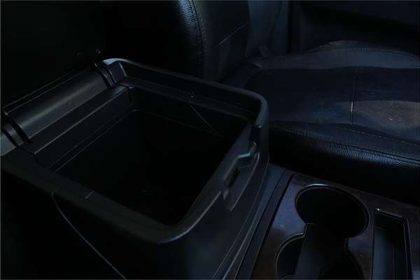 2013 Mitsubishi Pajero Exceed NW