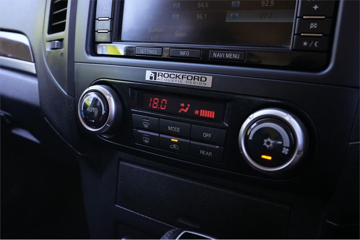 2013 Mitsubishi Pajero Exceed NW