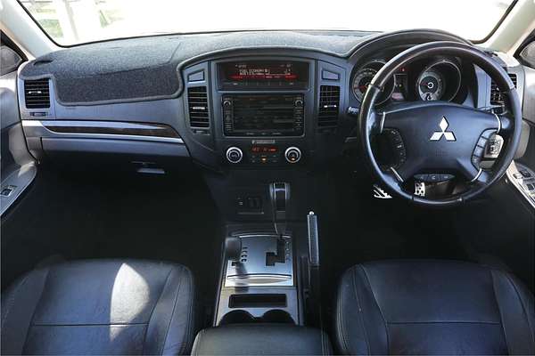 2013 Mitsubishi Pajero Exceed NW