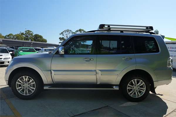 2013 Mitsubishi Pajero Exceed NW
