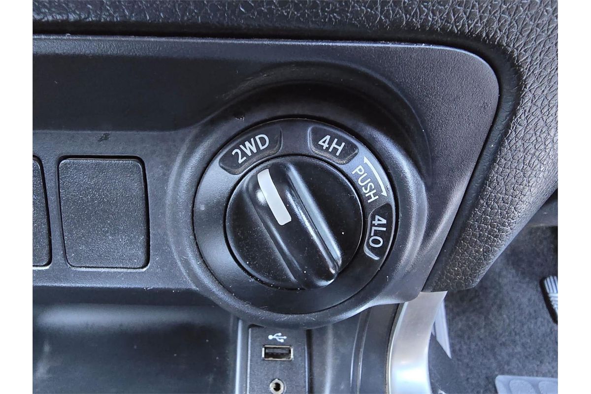 2016 Nissan Navara RX NP300 D23 4X4