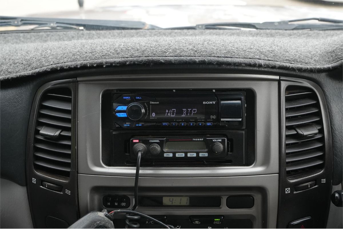 2006 Toyota Landcruiser HZJ105R UPGRADE