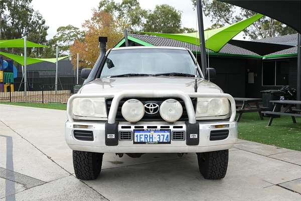 2006 Toyota Landcruiser HZJ105R UPGRADE