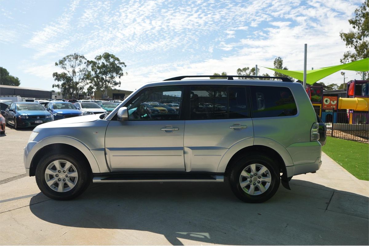 2012 Mitsubishi Pajero GLS NW