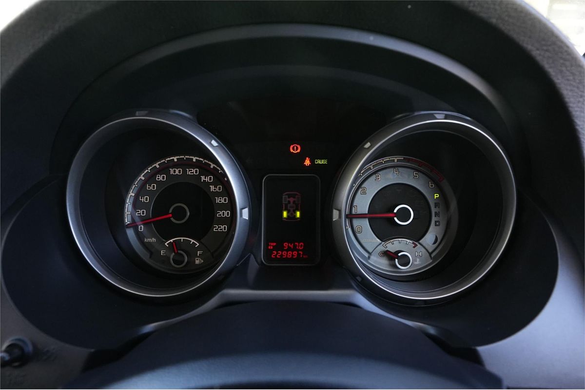 2012 Mitsubishi Pajero GLS NW