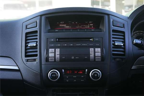 2012 Mitsubishi Pajero GLS NW