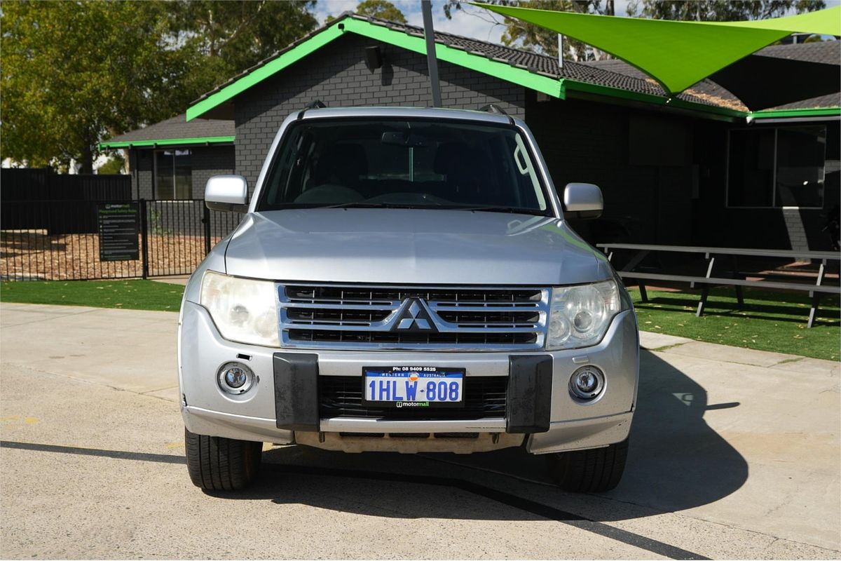 2012 Mitsubishi Pajero GLS NW