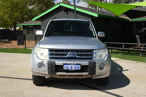 2012 Mitsubishi Pajero GLS NW