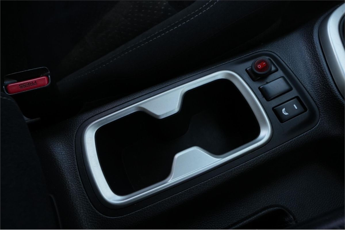 2015 Nissan Navara ST D23 4X4