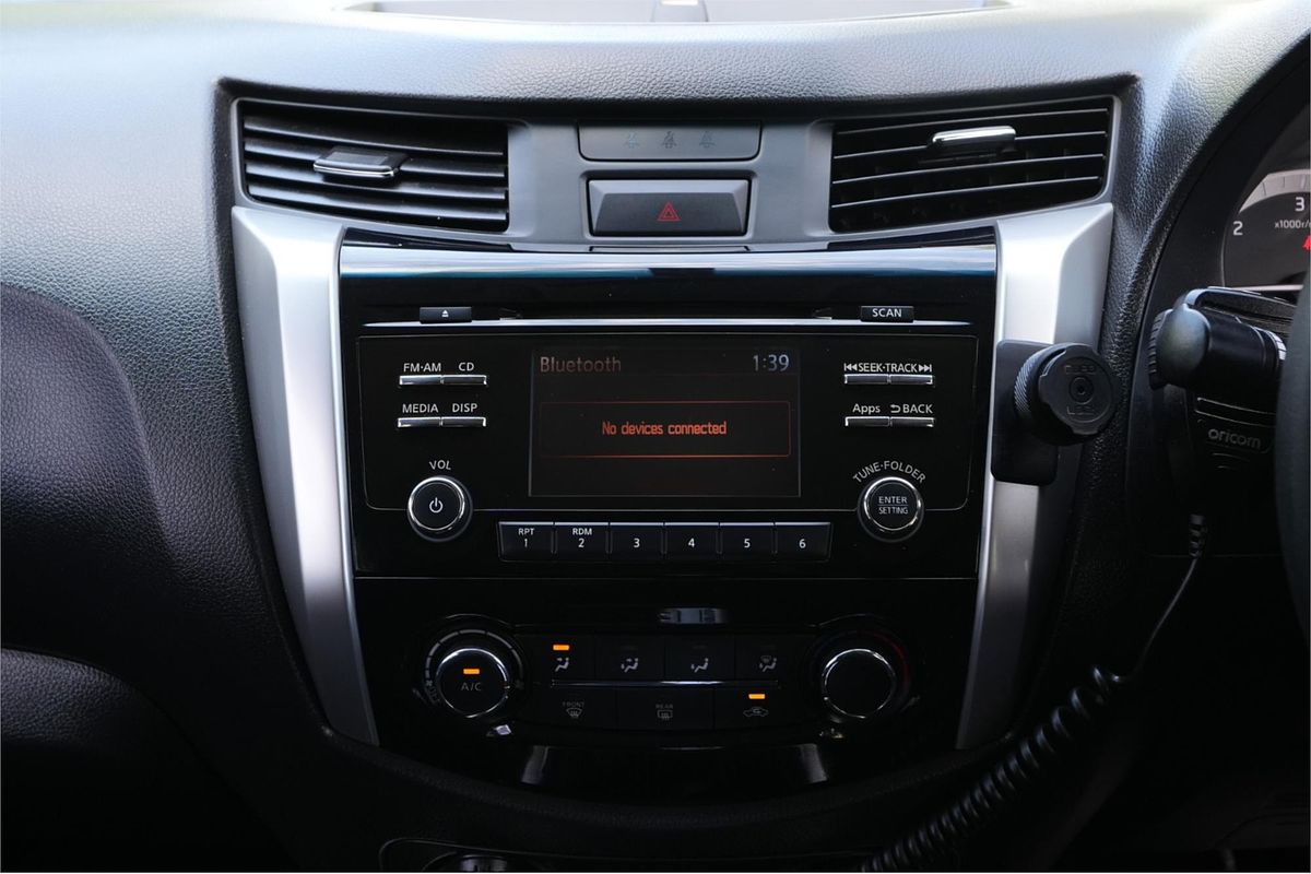2015 Nissan Navara ST D23 4X4