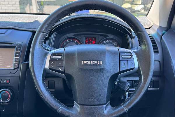 2017 Isuzu D-MAX SX 4X4