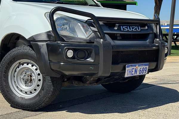 2017 Isuzu D-MAX SX 4X4