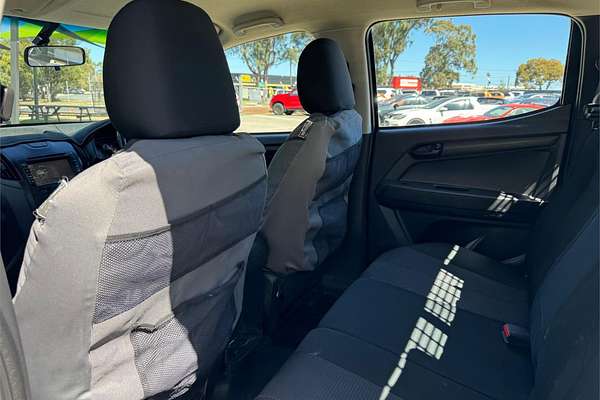 2017 Isuzu D-MAX SX 4X4