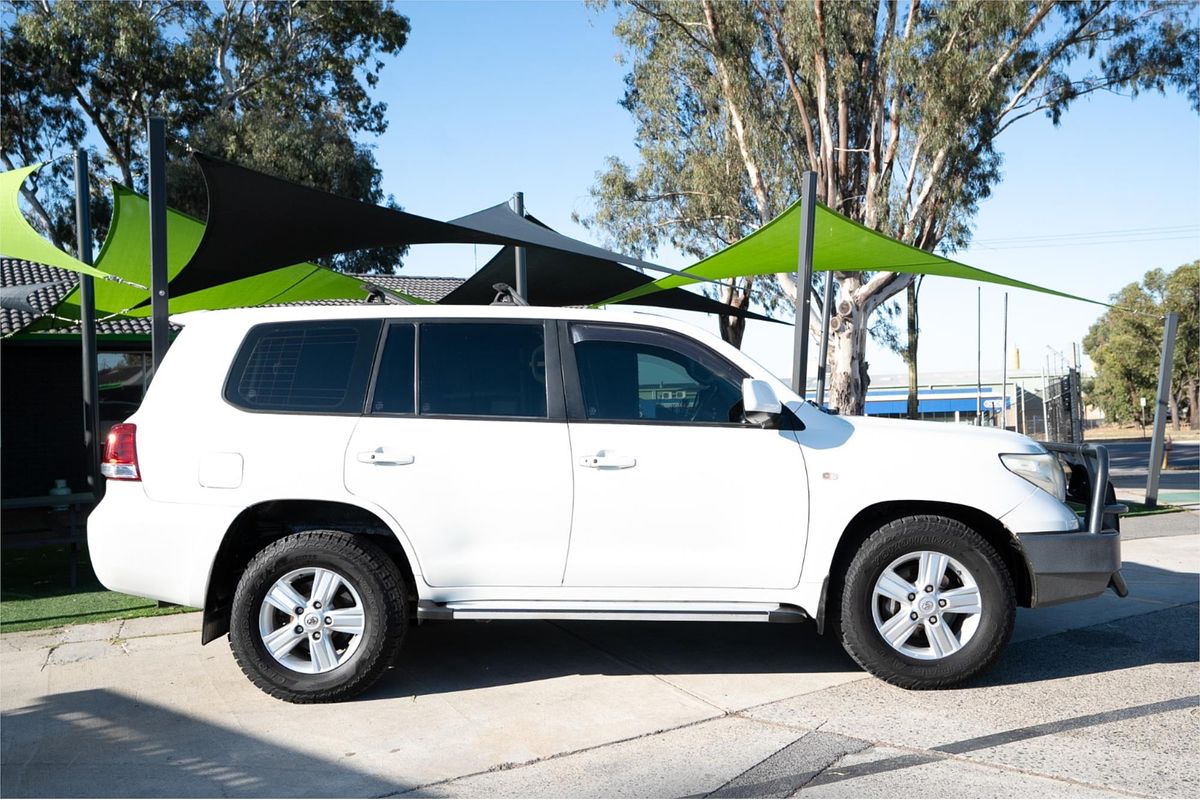 2011 Toyota Landcruiser Altitude VDJ200R