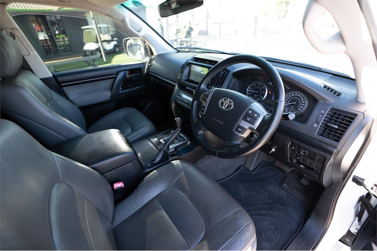 2011 Toyota Landcruiser Altitude VDJ200R