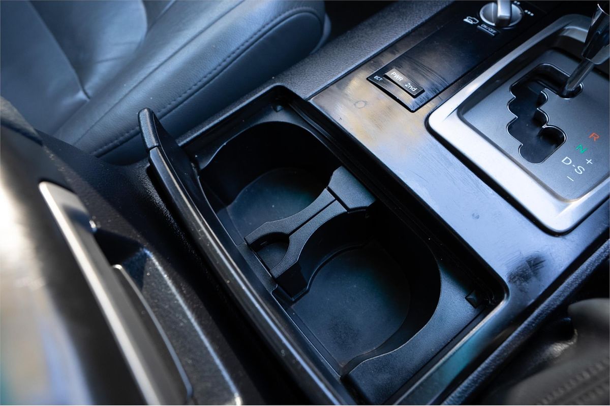 2011 Toyota Landcruiser Altitude VDJ200R