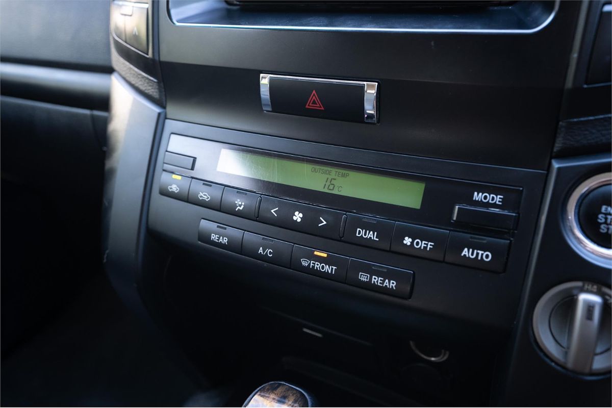 2011 Toyota Landcruiser Altitude VDJ200R