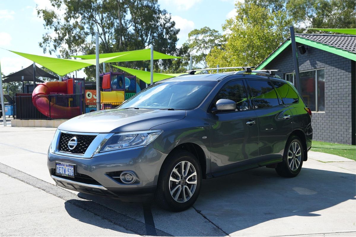 2015 Nissan Pathfinder ST R52