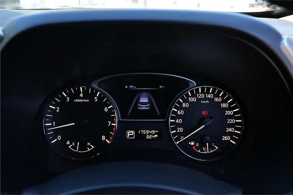 2015 Nissan Pathfinder ST R52