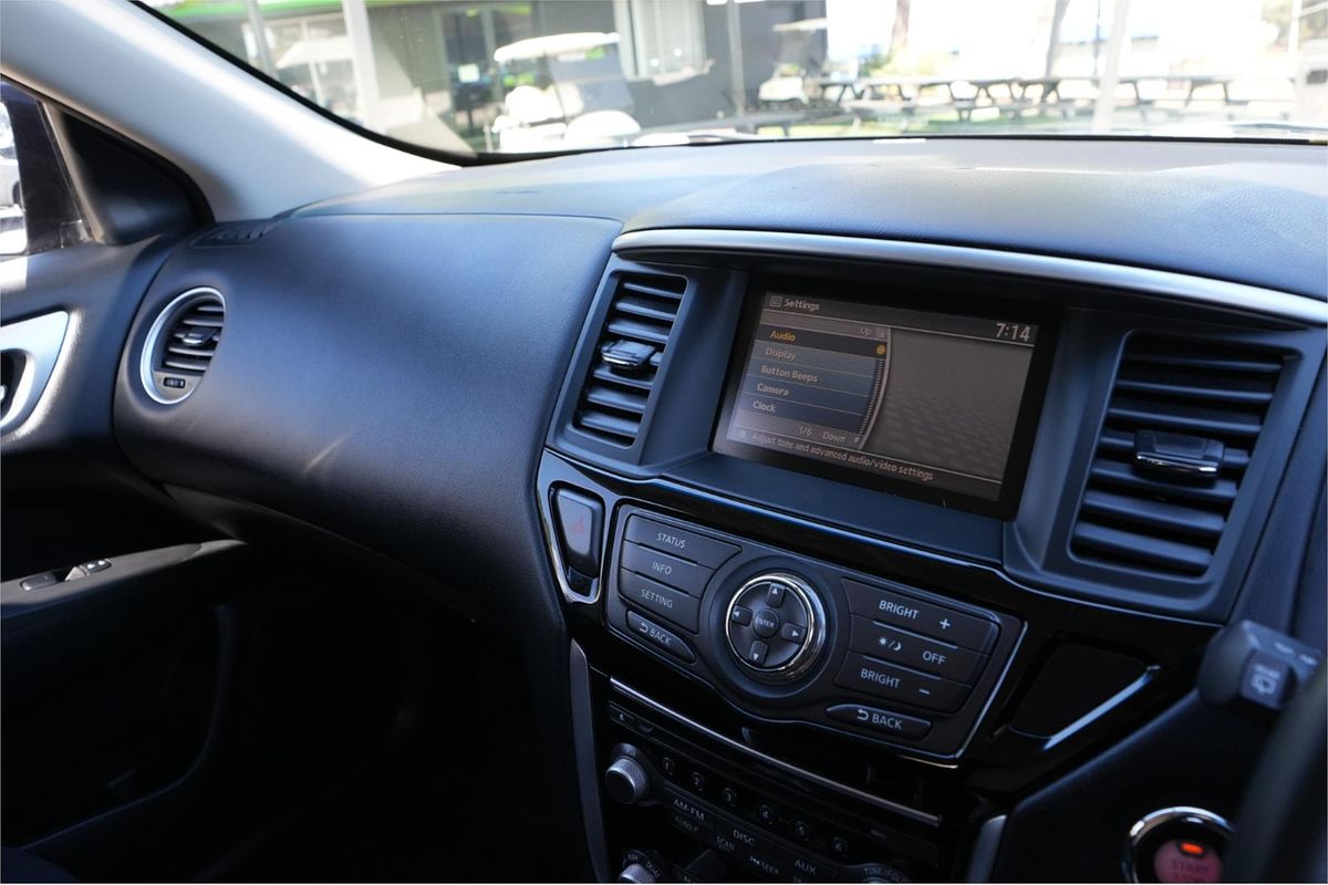 2015 Nissan Pathfinder ST R52