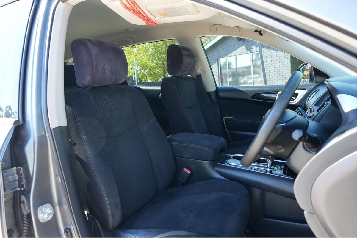 2015 Nissan Pathfinder ST R52