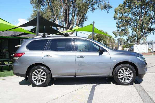 2015 Nissan Pathfinder ST R52