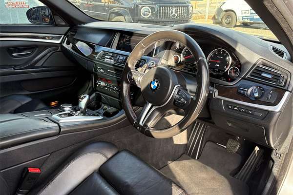 2016 BMW M5 F10 LCI