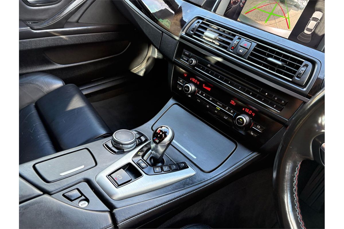 2016 BMW M5 F10 LCI